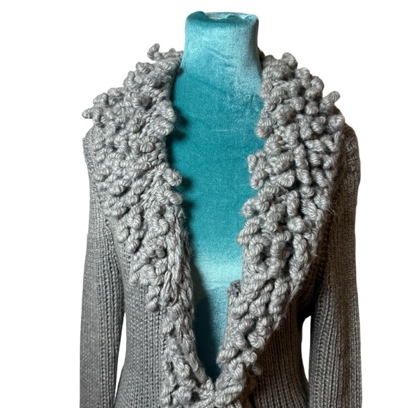 Sioni Gray Chunky Knit Loop Trim Cardigan Sweater L (Fits Small/6–8) - Picture 4 of 16
